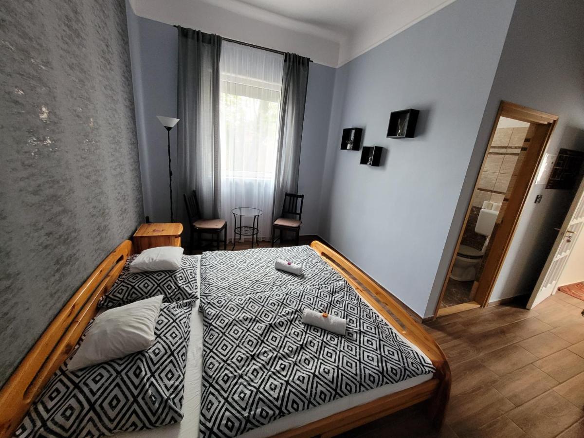 Megyehaz Apartman Daire Makó Dış mekan fotoğraf